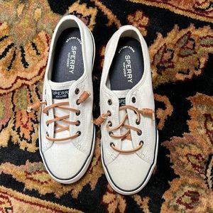 SPERRY-Never Worn. 7M